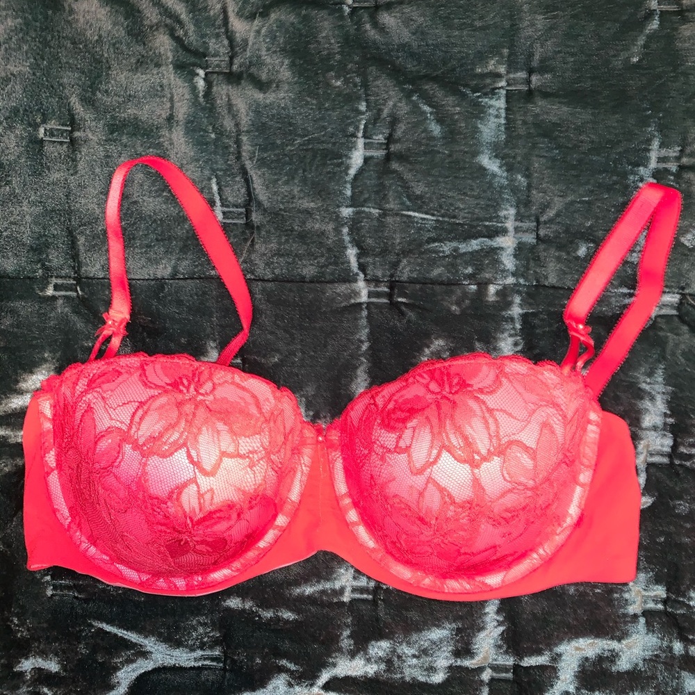 Victoria’s Secret Balconet bra 36DD